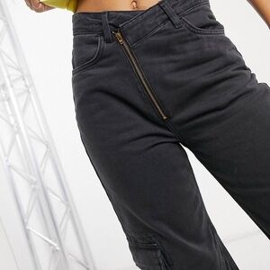 Stylish Black High-Waisted Cargo Pants with Asymmetrical Zipper